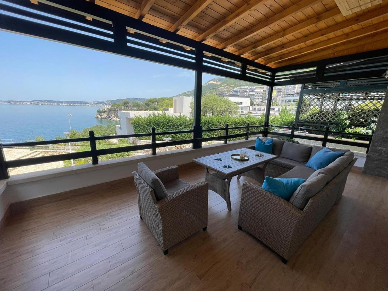 Aneta'S Beach House Vlorë Esterno foto