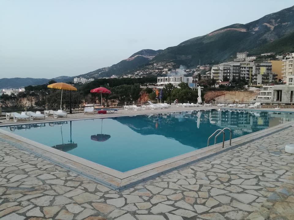 Aneta'S Beach House Vlorë Esterno foto