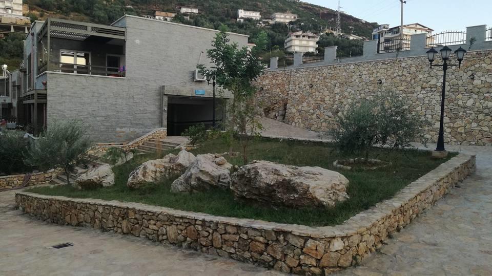 Aneta'S Beach House Vlorë Esterno foto